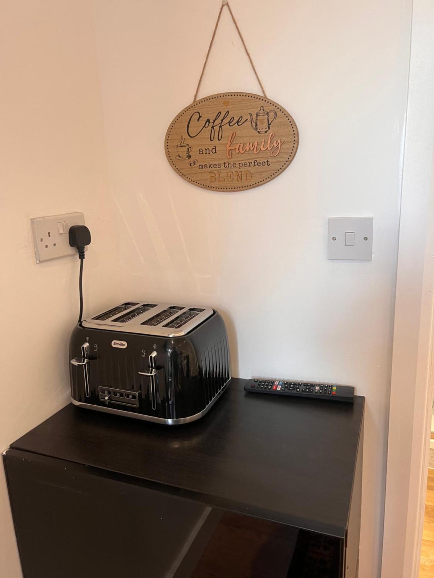 1 Bedroom & Bathroom Dorney 외부 사진