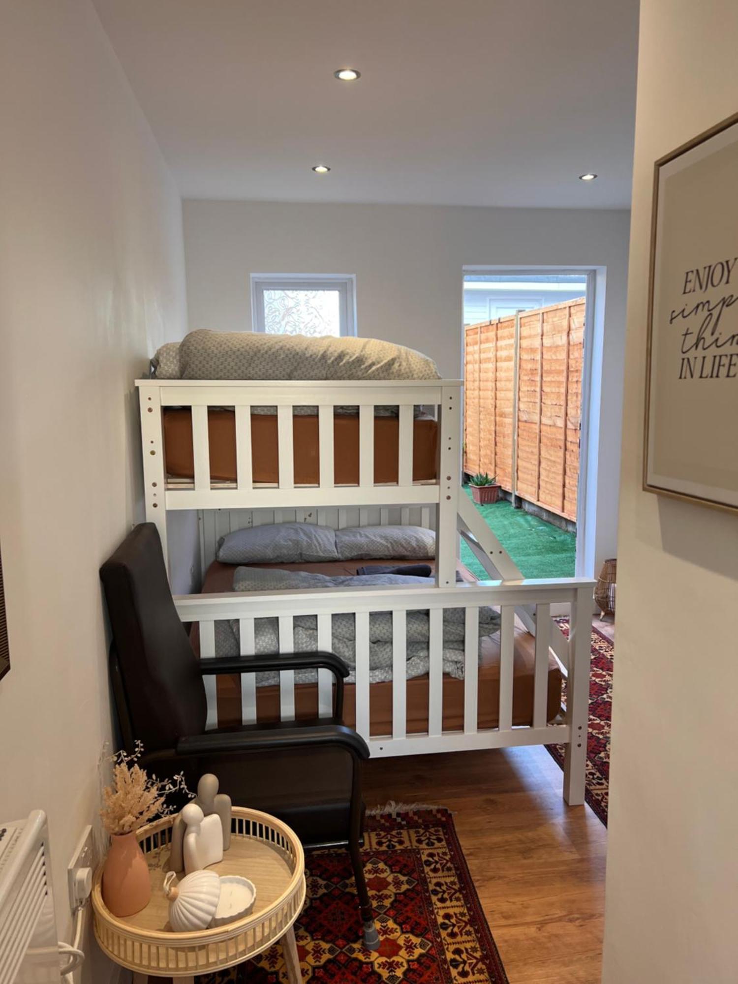 1 Bedroom & Bathroom Dorney 외부 사진