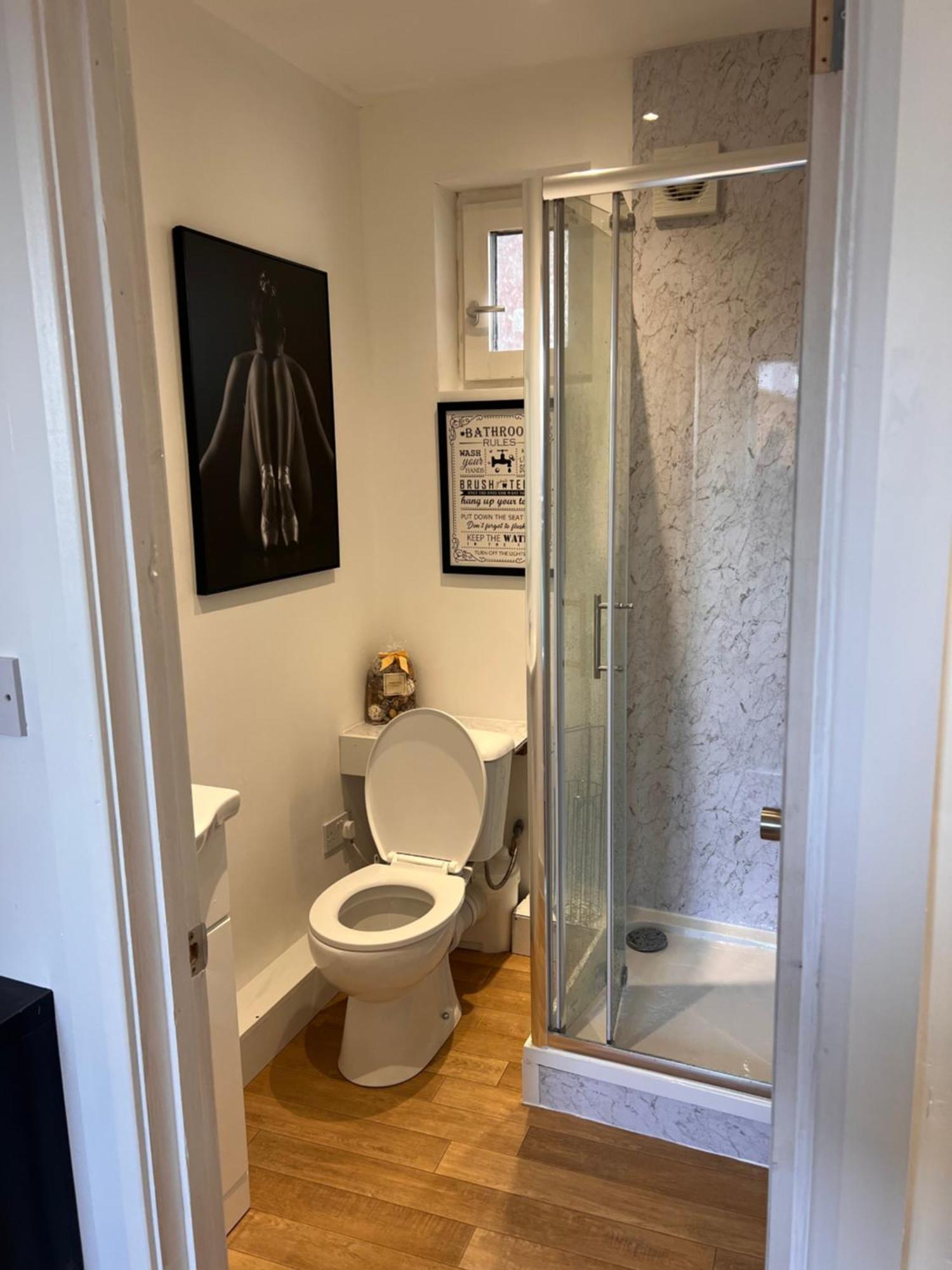 1 Bedroom & Bathroom Dorney 외부 사진