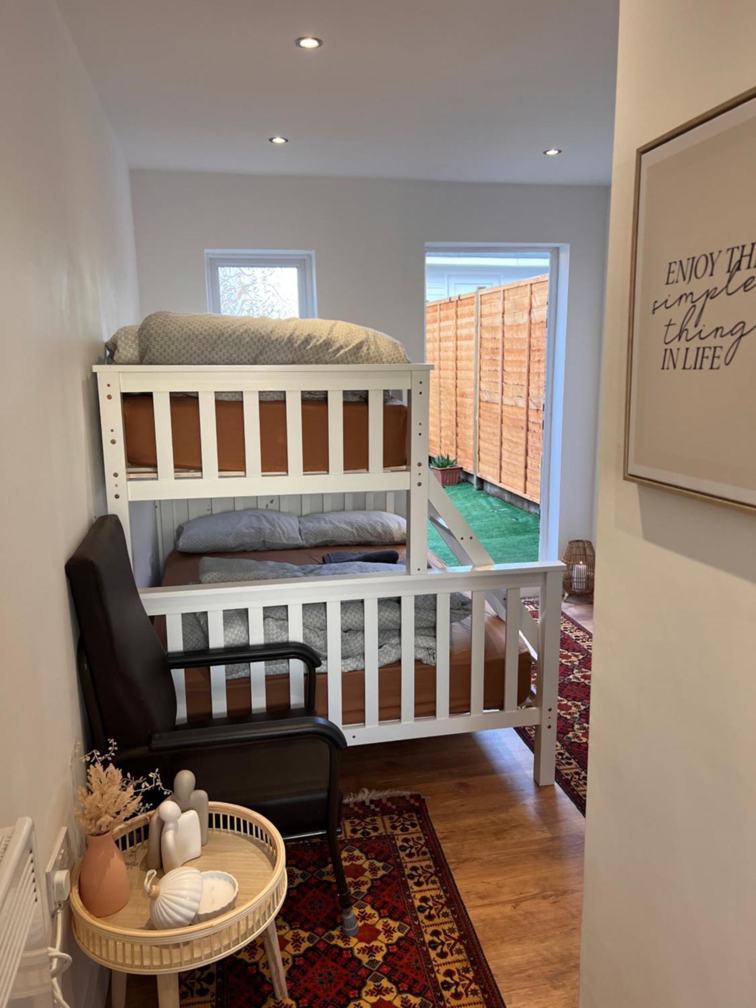 1 Bedroom & Bathroom Dorney 외부 사진