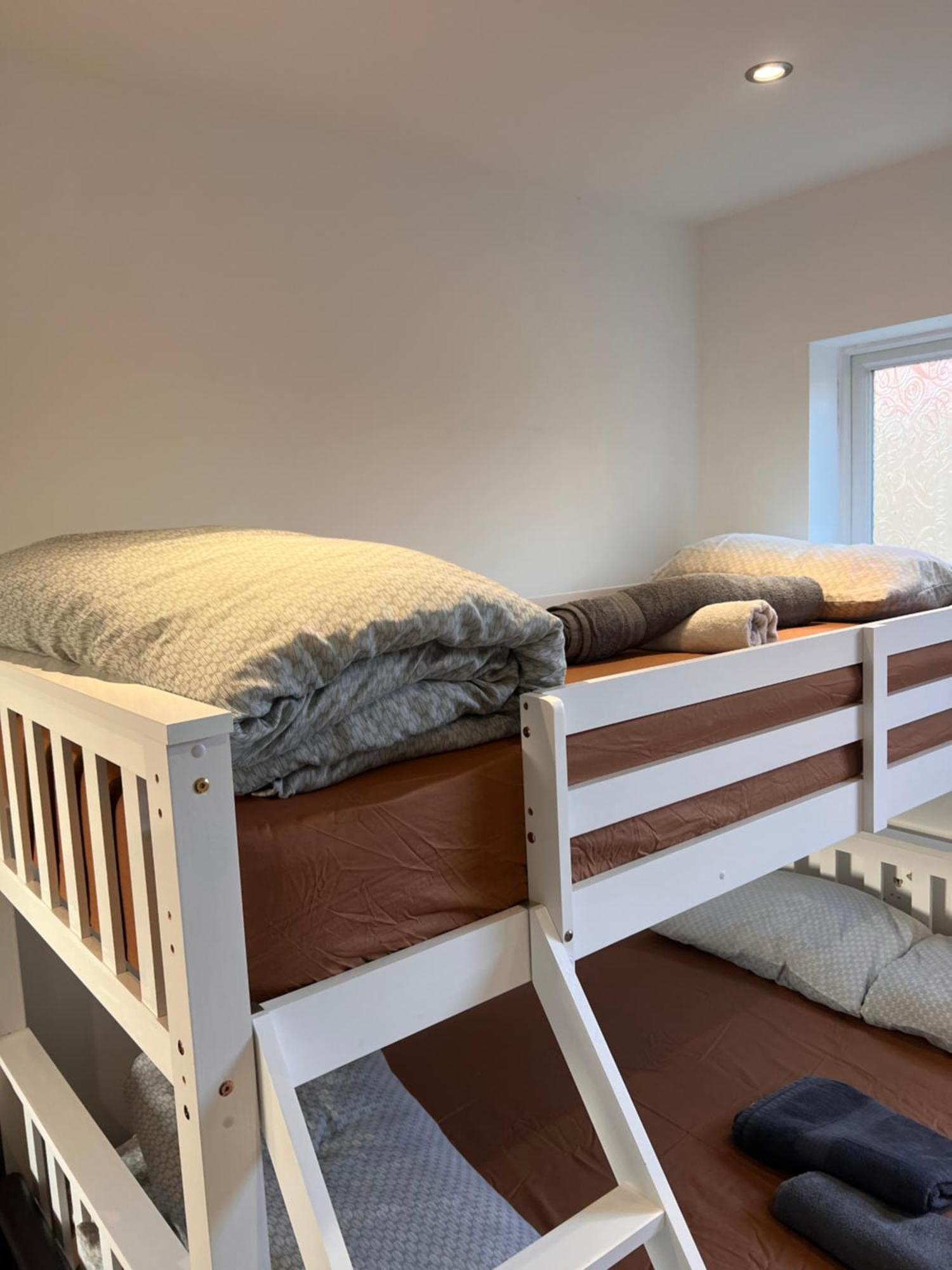 1 Bedroom & Bathroom Dorney 외부 사진